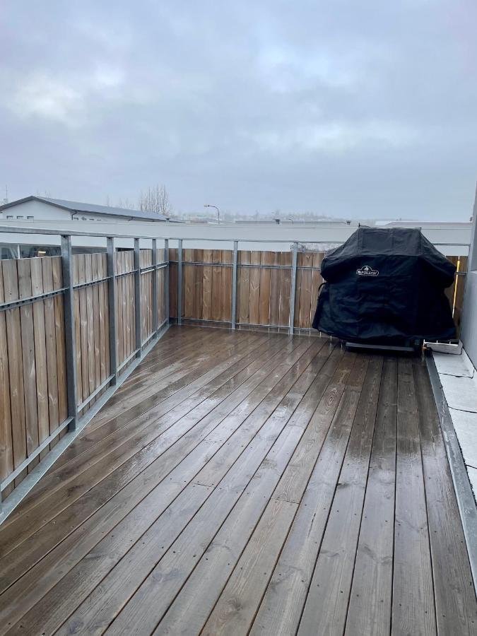 Lovely Apartment With Hot Tub Access Akureyri Eksteriør bilde